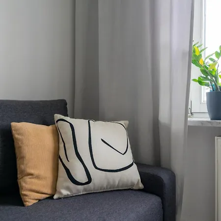 Apartment Srodmiescie - 8th Floor, Workspace, Tram - By Rentujemy